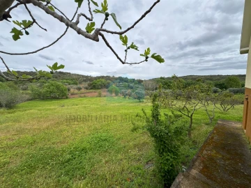 Moradia T4 para Venda em Abambres