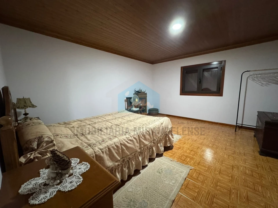 Moradia T4 para Venda em Abambres Foto 17