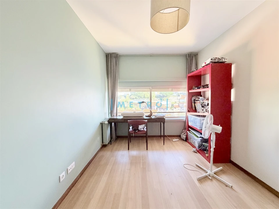 Apartamento T5 para Venda em Lordelo do Ouro e Massarelos Foto 14