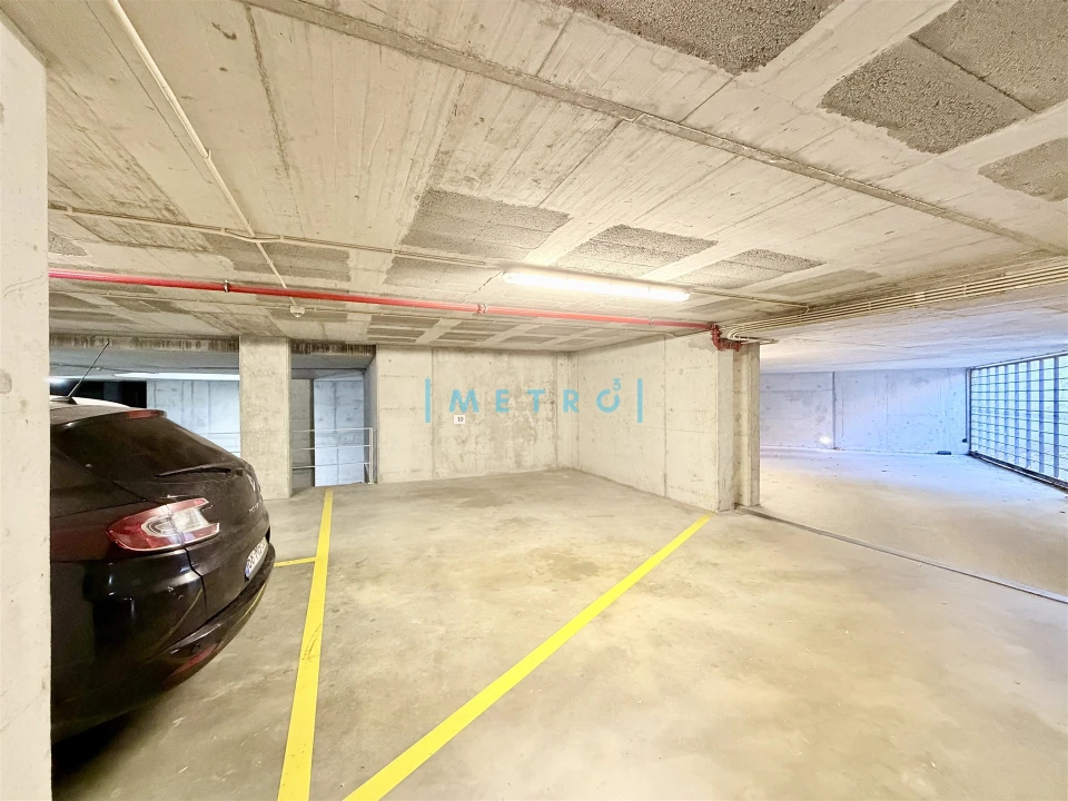 Apartamento T5 para Venda em Lordelo do Ouro e Massarelos Foto 32