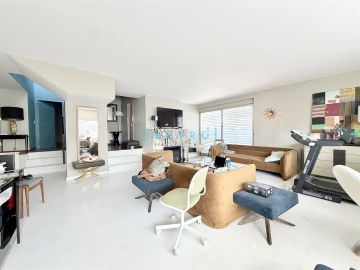 Apartamento T5 para Venda em Lordelo do Ouro e Massarelos