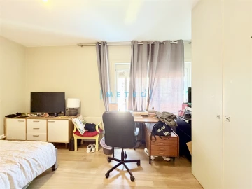 Apartamento T5 para Venda em Lordelo do Ouro e Massarelos