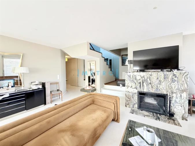 Apartamento T5 para Venda em Lordelo do Ouro e Massarelos Foto 5
