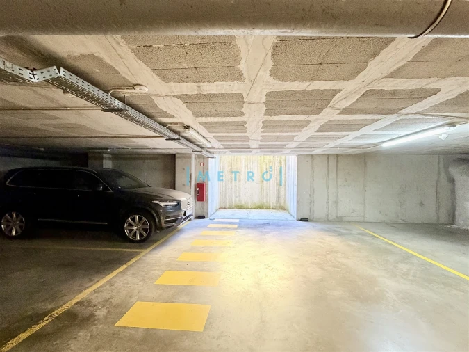 Apartamento T5 para Venda em Lordelo do Ouro e Massarelos Foto 33