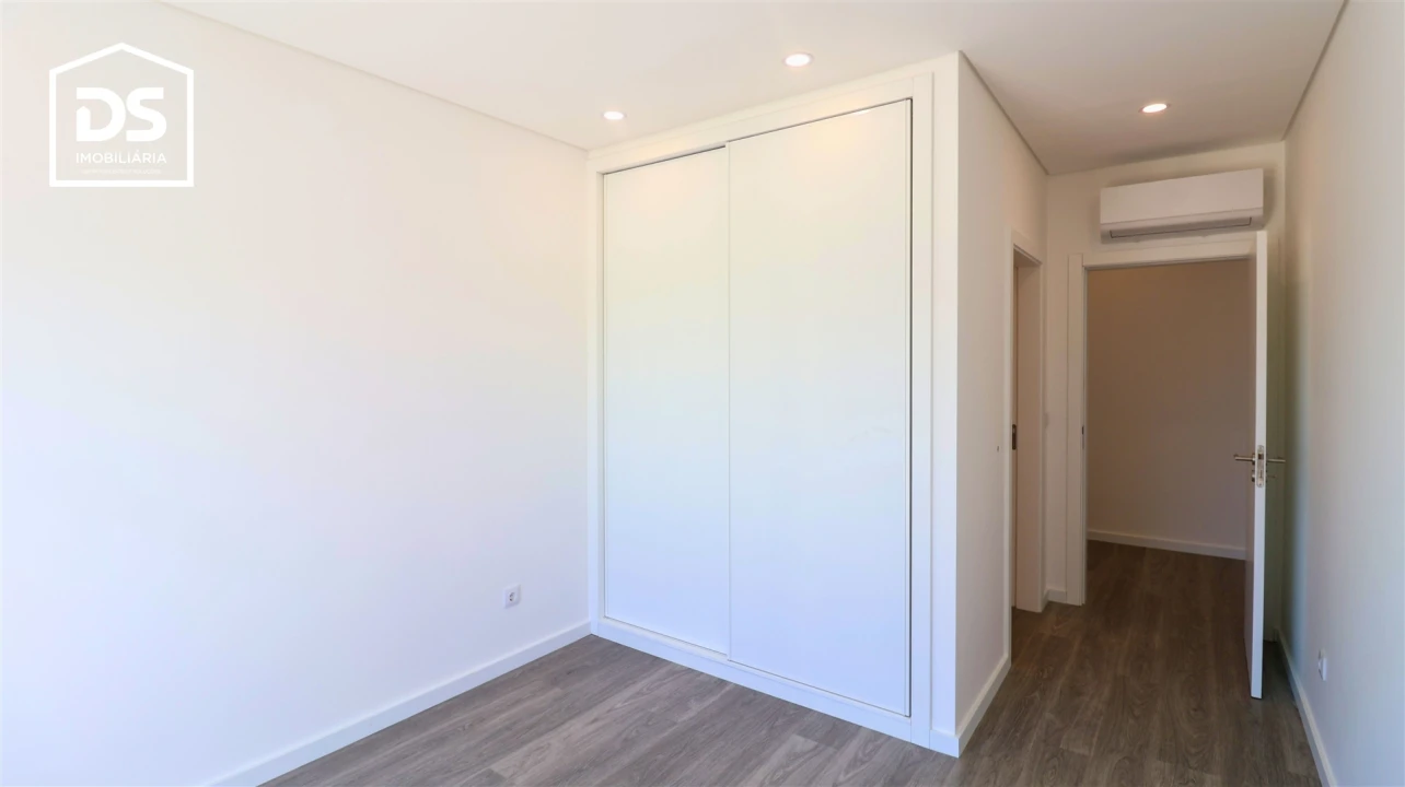 Apartamento T2 para Venda em Currelos, Papízios e Sobral Foto 25