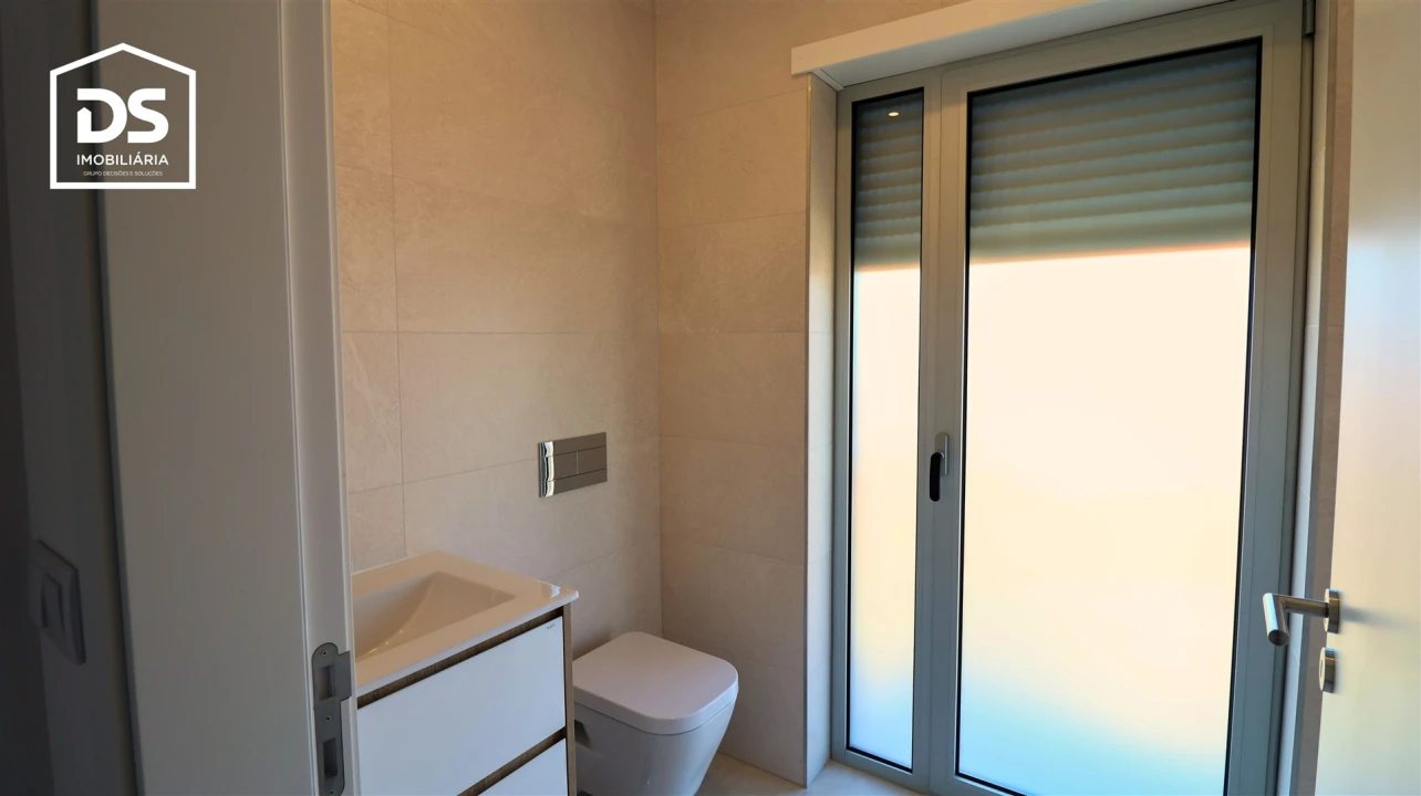 Apartamento T2 para Venda em Currelos, Papízios e Sobral Foto 54