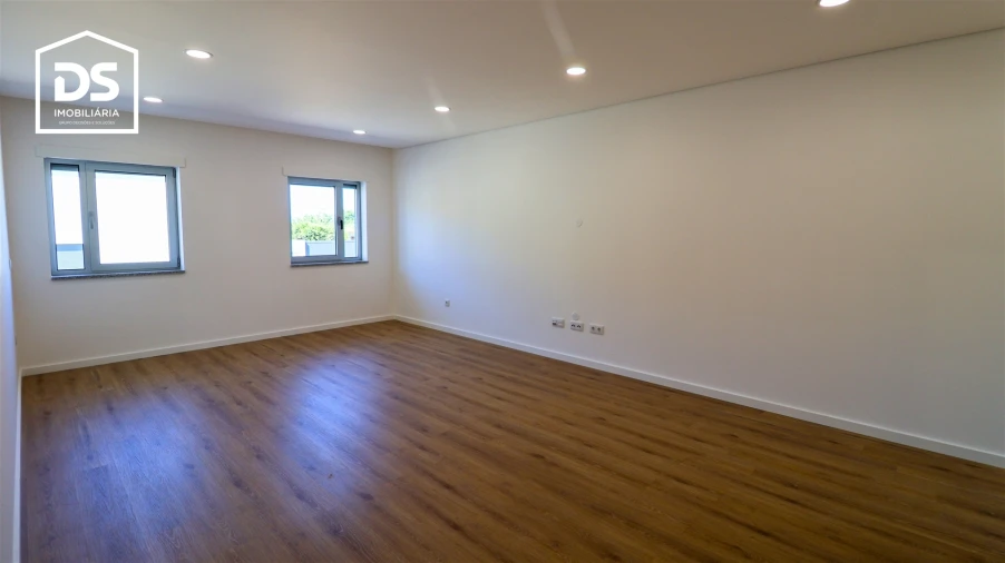 Apartamento T2 para Venda em Currelos, Papízios e Sobral Foto 6