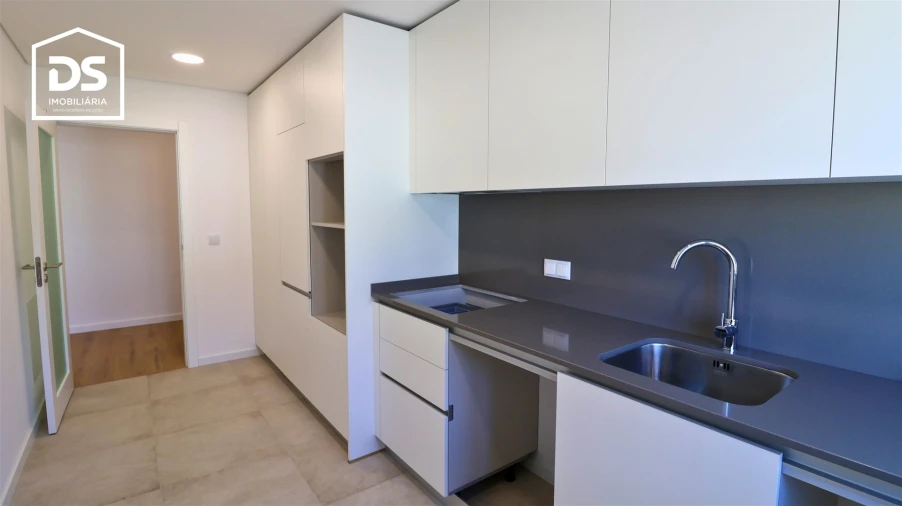 Apartamento T2 para Venda em Currelos, Papízios e Sobral Foto 16