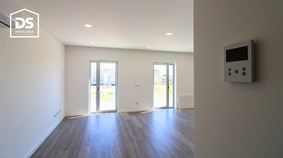 Apartamento T2 para Venda em Currelos, Papízios e Sobral Foto 35