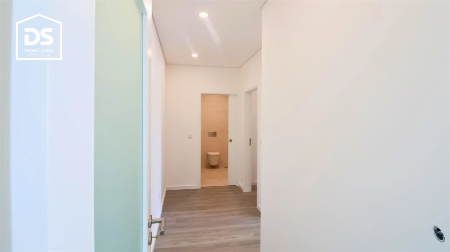 Apartamento T2 para Venda em Currelos, Papízios e Sobral Foto 22