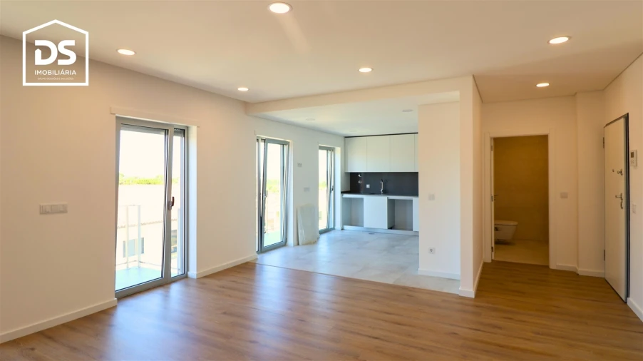 Apartamento T2 para Venda em Currelos, Papízios e Sobral Foto 43