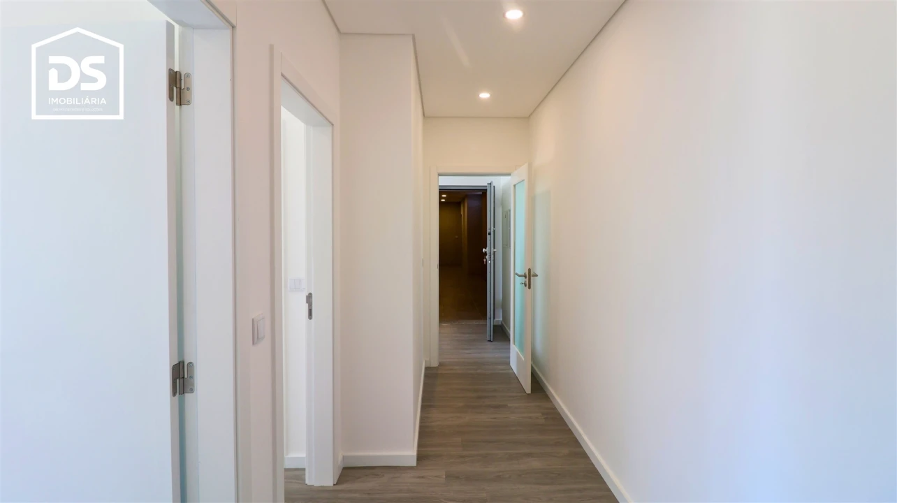 Apartamento T2 para Venda em Currelos, Papízios e Sobral Foto 34