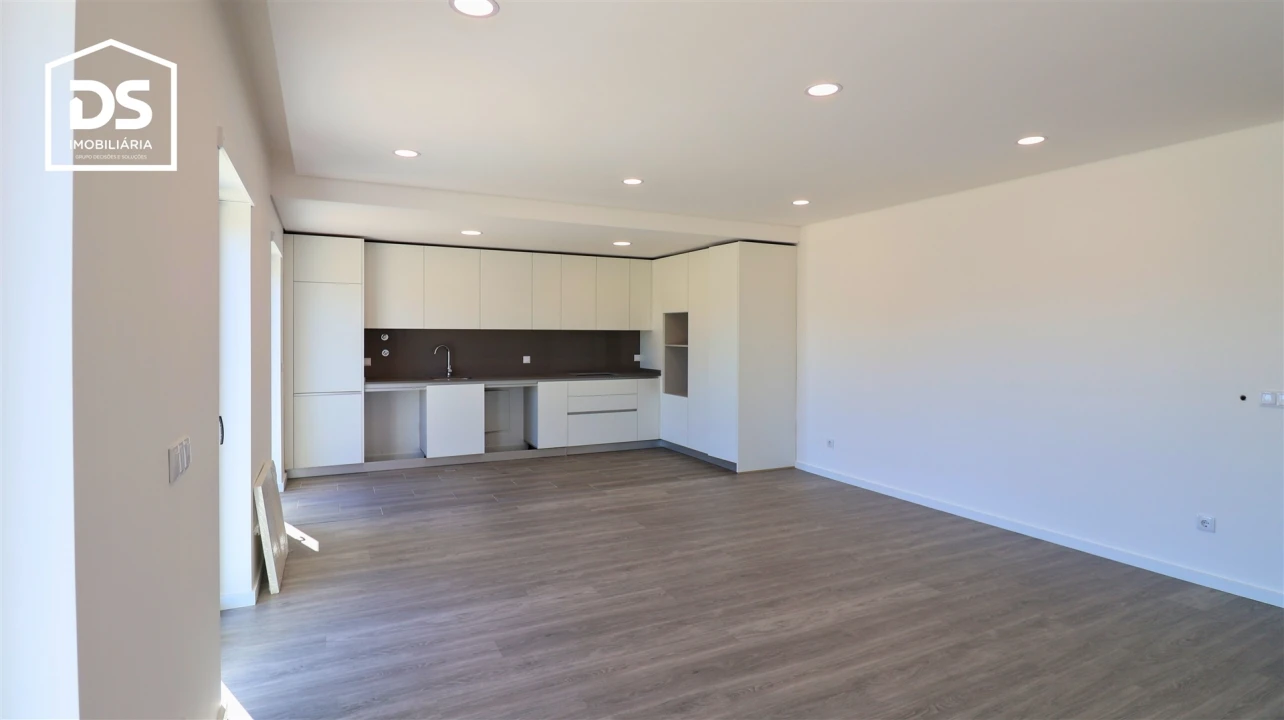 Apartamento T2 para Venda em Currelos, Papízios e Sobral Foto 19