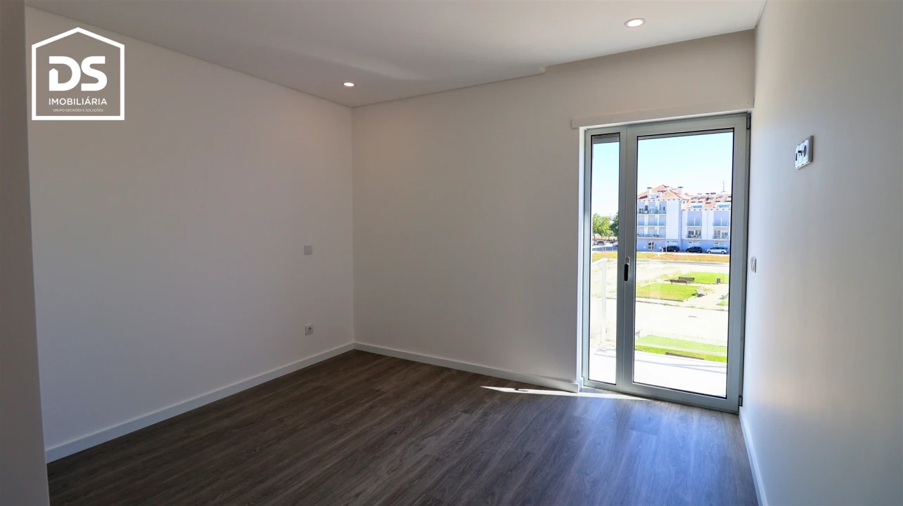 Apartamento T2 para Venda em Currelos, Papízios e Sobral Foto 30