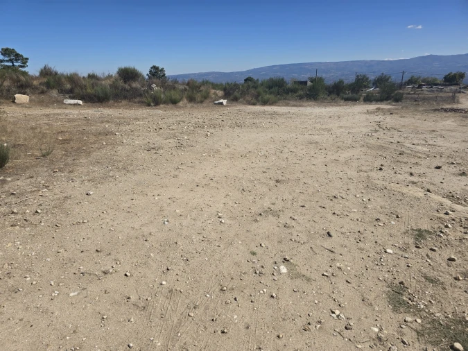 Terreno para Venda em Tavares (Chãs, Várzea e Travanca) Foto 4