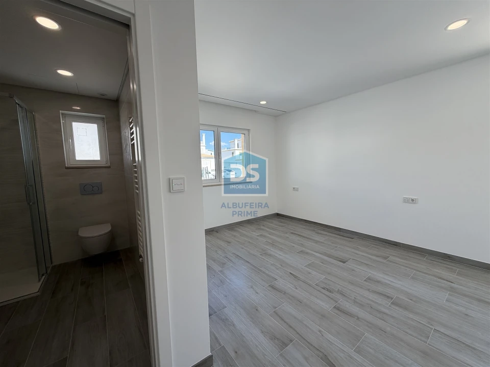 Moradia T3 para Venda em Albufeira e Olhos de Água Foto 88