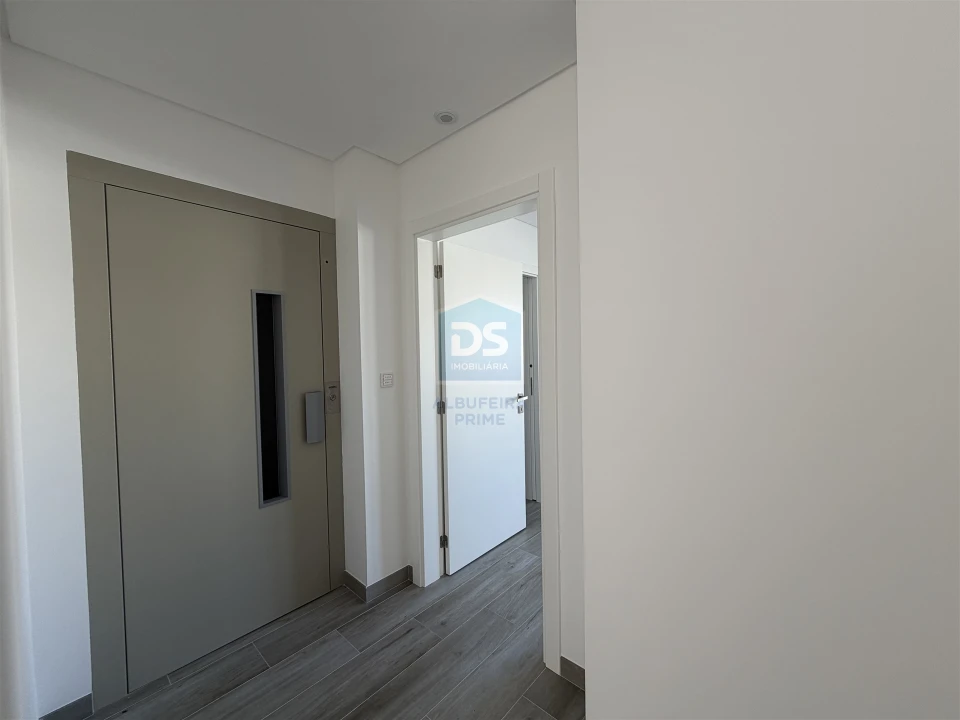 Moradia T3 para Venda em Albufeira e Olhos de Água Foto 31