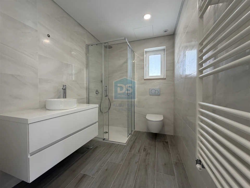 Moradia T3 para Venda em Albufeira e Olhos de Água Foto 12