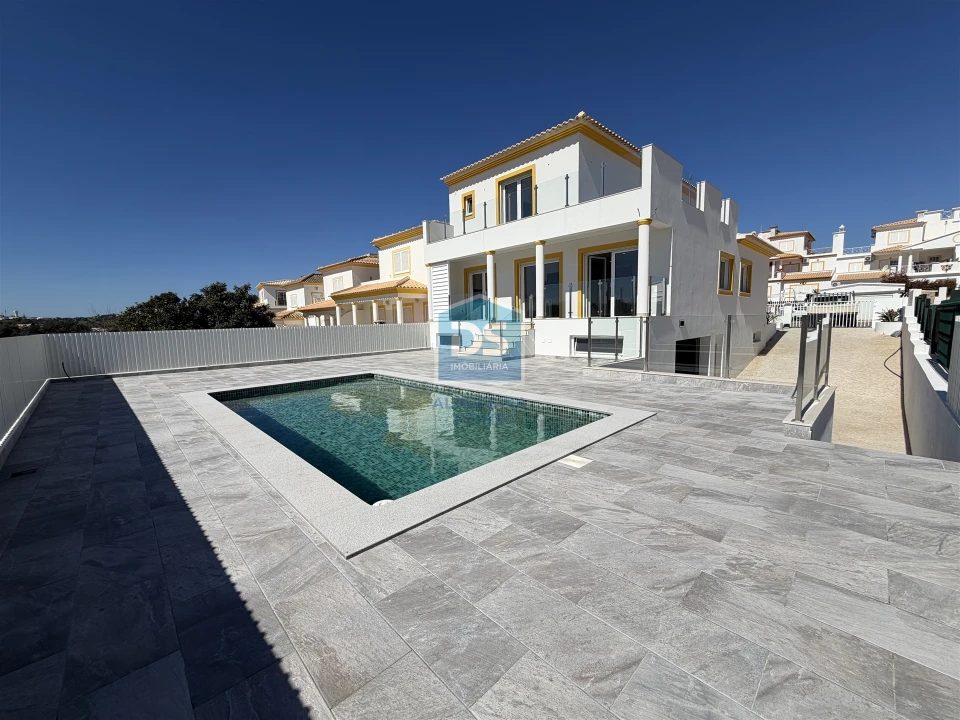 Moradia T3 para Venda em Albufeira e Olhos de Água Foto 64