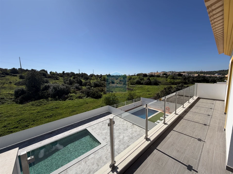 Moradia T3 para Venda em Albufeira e Olhos de Água Foto 30