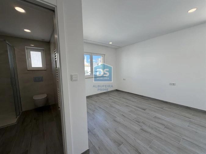 Moradia T3 para Venda em Albufeira e Olhos de Água Foto 88