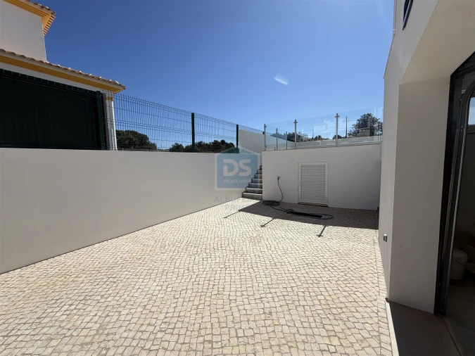 Moradia T3 para Venda em Albufeira e Olhos de Água Foto 37