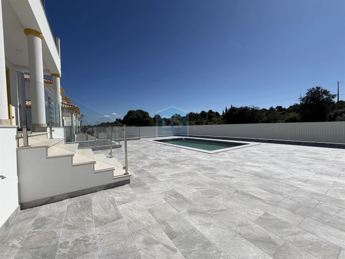 Moradia T3 para Venda em Albufeira e Olhos de Água Foto 6