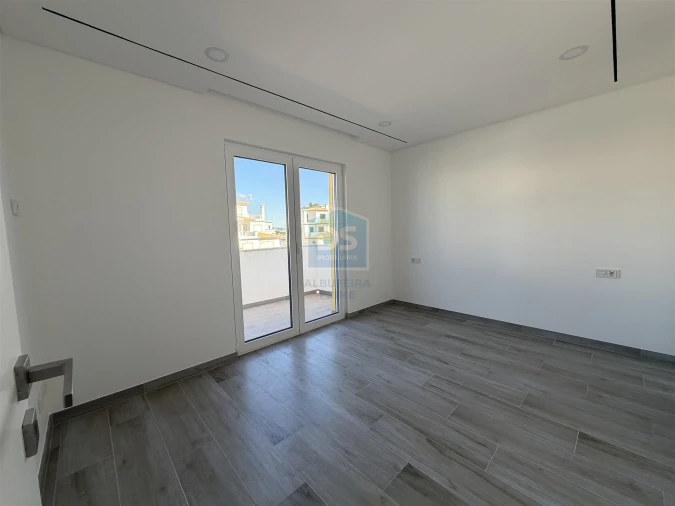 Moradia T3 para Venda em Albufeira e Olhos de Água Foto 32