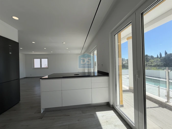 Moradia T3 para Venda em Albufeira e Olhos de Água Foto 23