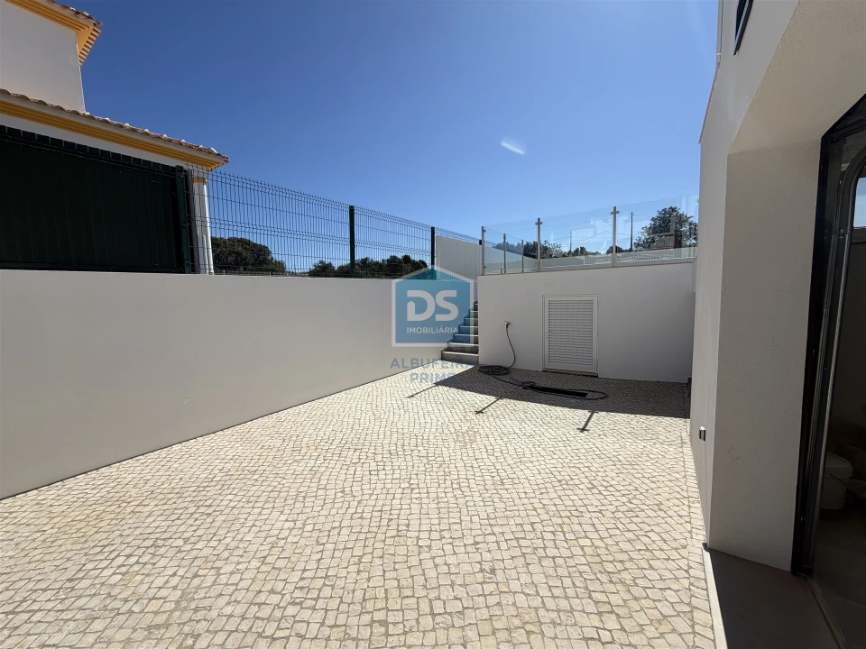 Moradia T3 para Venda em Albufeira e Olhos de Água Foto 77