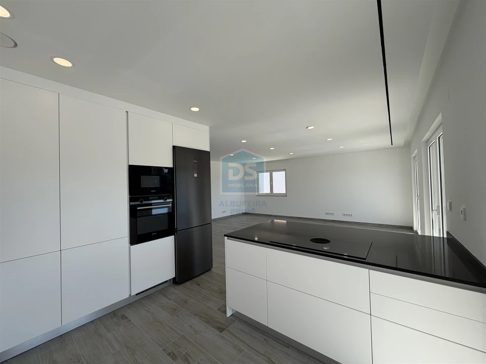 Moradia T3 para Venda em Albufeira e Olhos de Água Foto 24