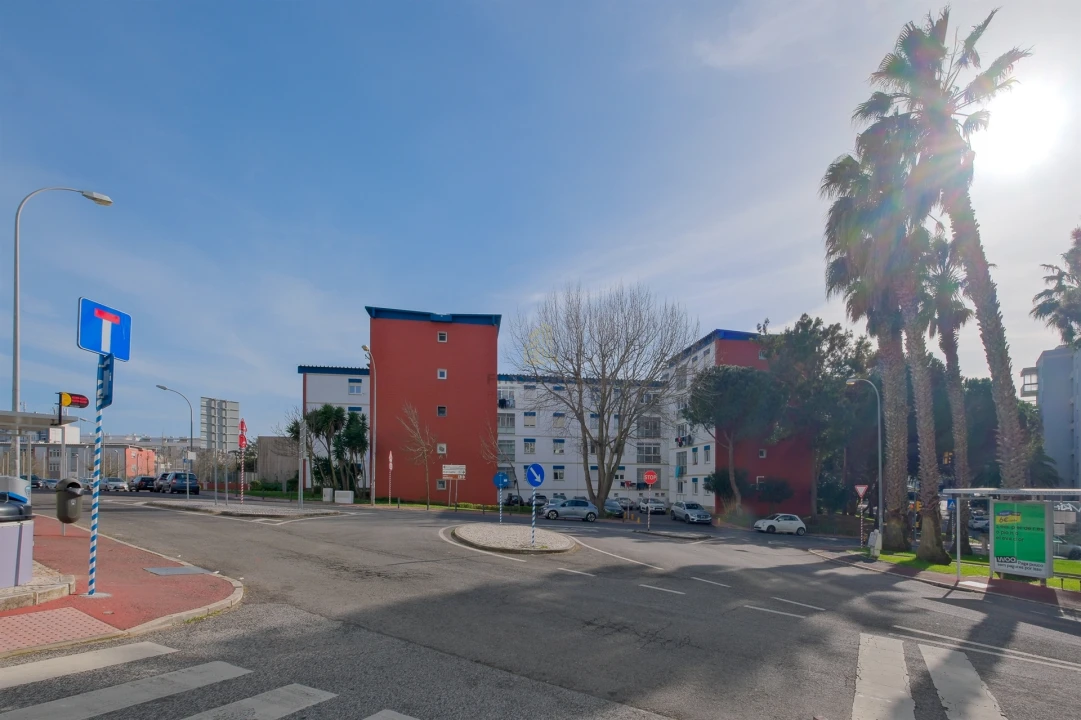 Apartamento T2 para Venda em Oeiras e São Julião da Barra, Paço de Arcos e Caxias Foto 23