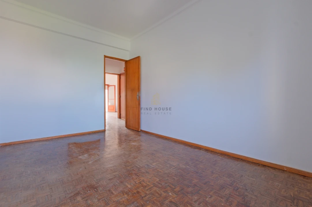 Apartamento T2 para Venda em Oeiras e São Julião da Barra, Paço de Arcos e Caxias Foto 17