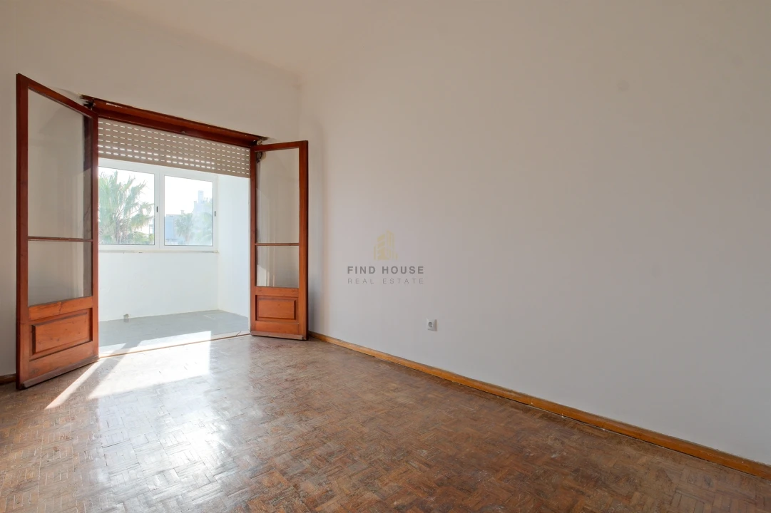 Apartamento T2 para Venda em Oeiras e São Julião da Barra, Paço de Arcos e Caxias Foto 3