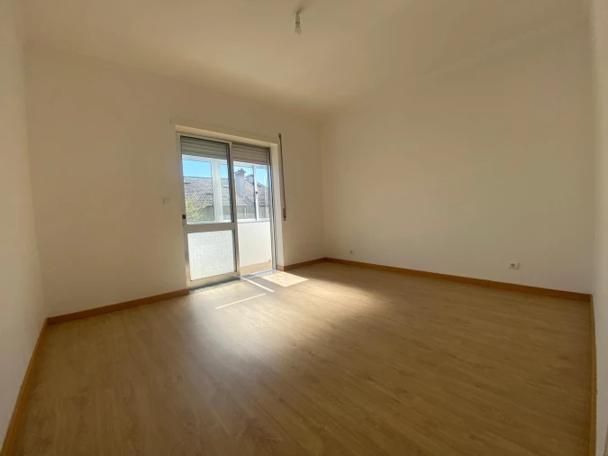Apartamento T3 para Arrendamento em Viseu Foto 15