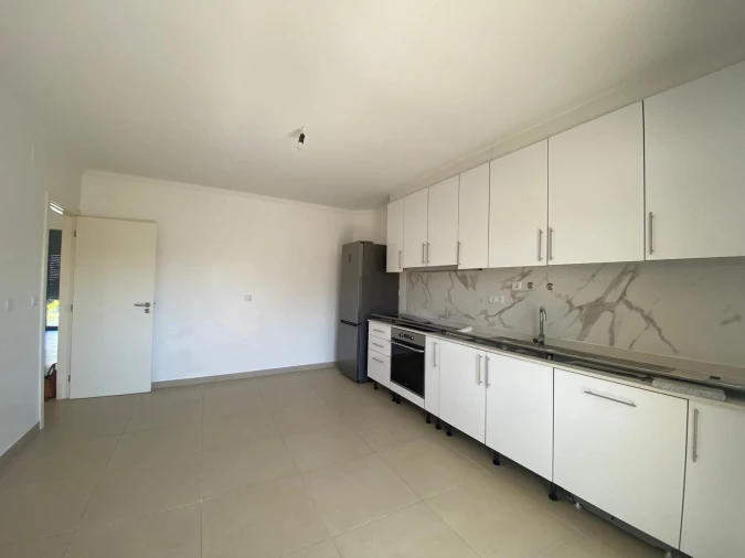 Apartamento T3 para Arrendamento em Viseu Foto 4