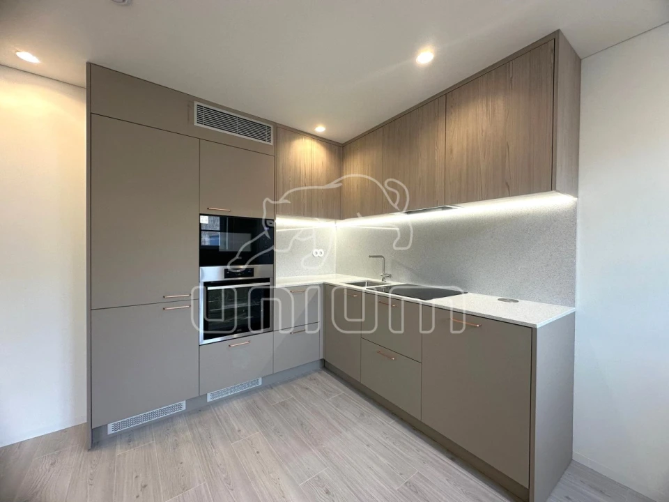 Apartamento T3 para Venda em Santa Maria Maior e Monserrate e Meadela Foto 2