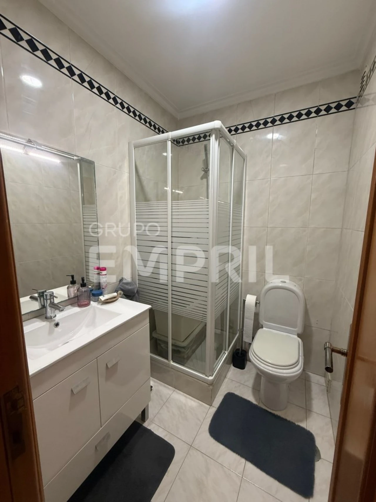 Apartamento T2 para Venda em Cidade da Maia Foto 23