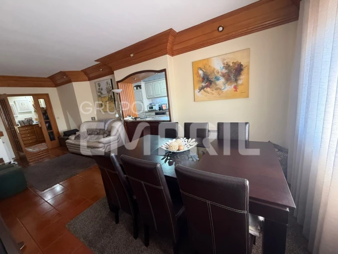 Apartamento T2 para Venda em Cidade da Maia Foto 2