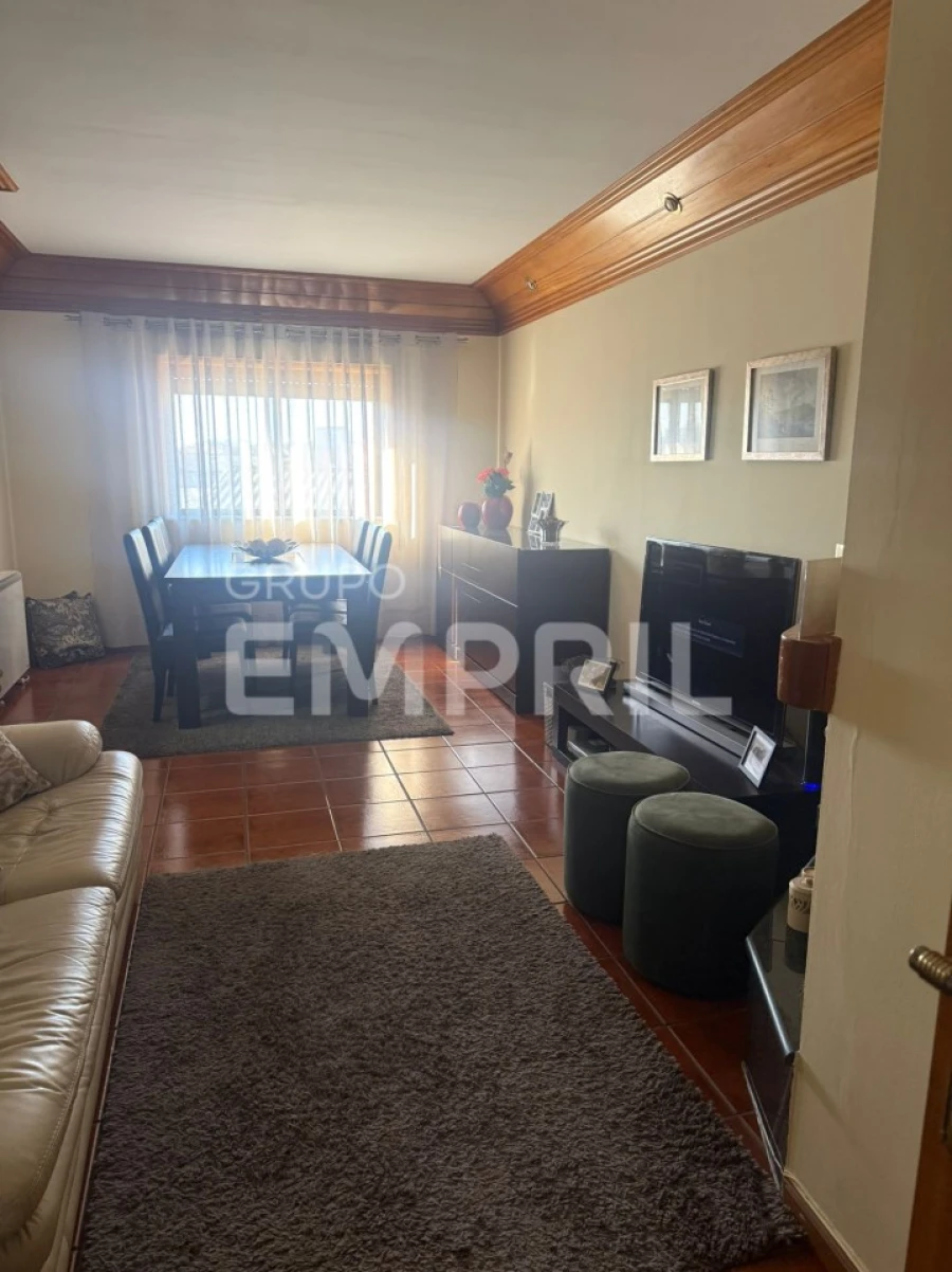 Apartamento T2 para Venda em Cidade da Maia Foto 3