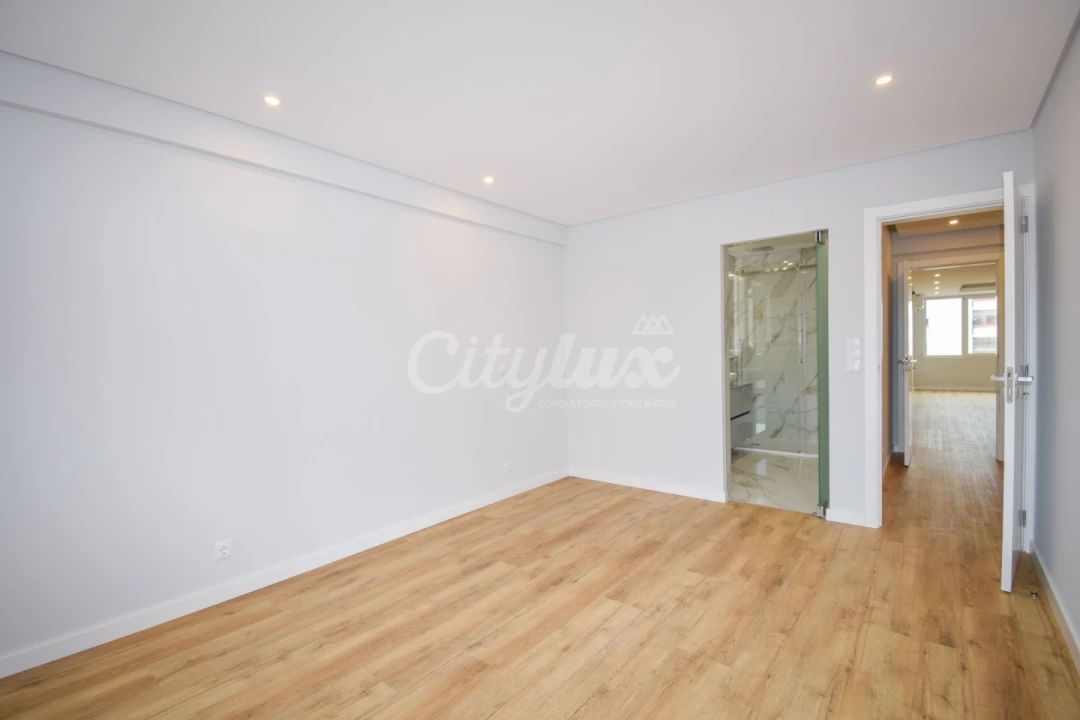 Apartamento T3 para Venda em Cascais e Estoril Foto 13