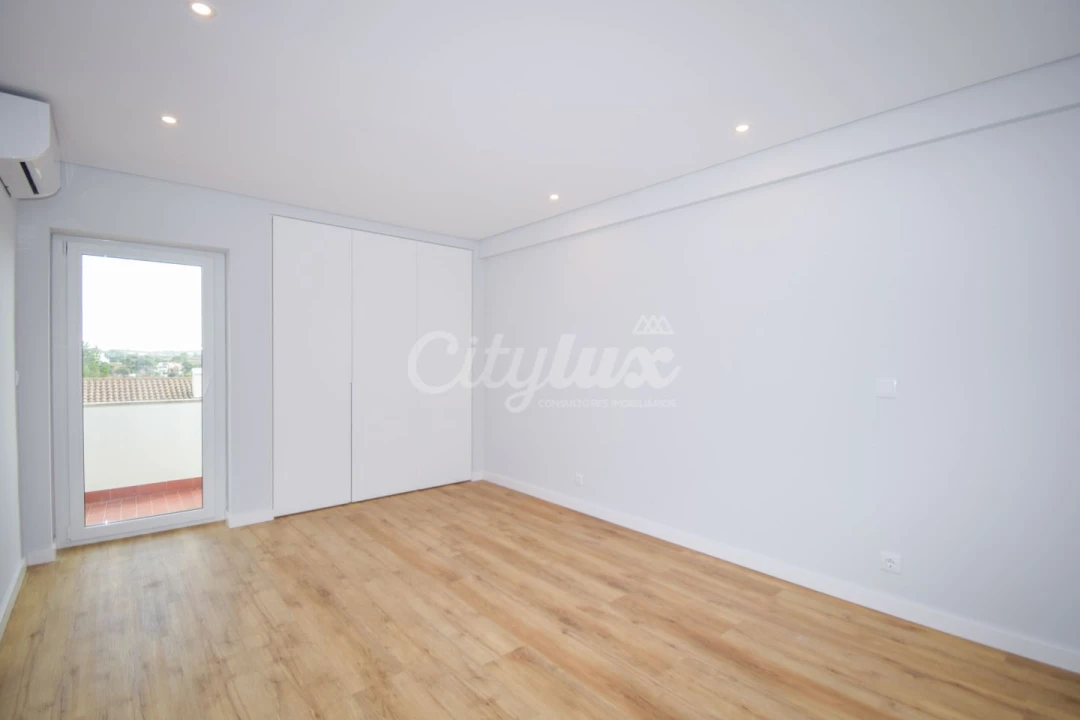 Apartamento T3 para Venda em Cascais e Estoril Foto 21