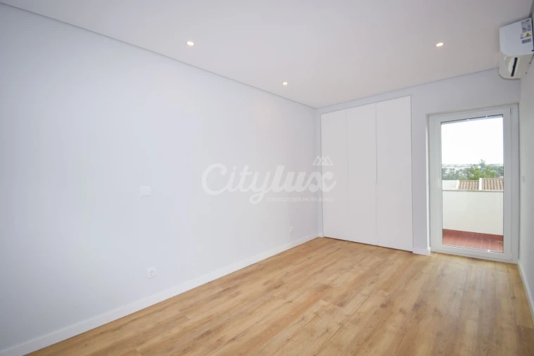 Apartamento T3 para Venda em Cascais e Estoril Foto 22