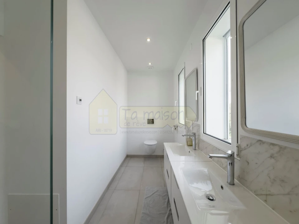 Moradia T3 para Venda em Santa Barbara de Nexe Foto 23