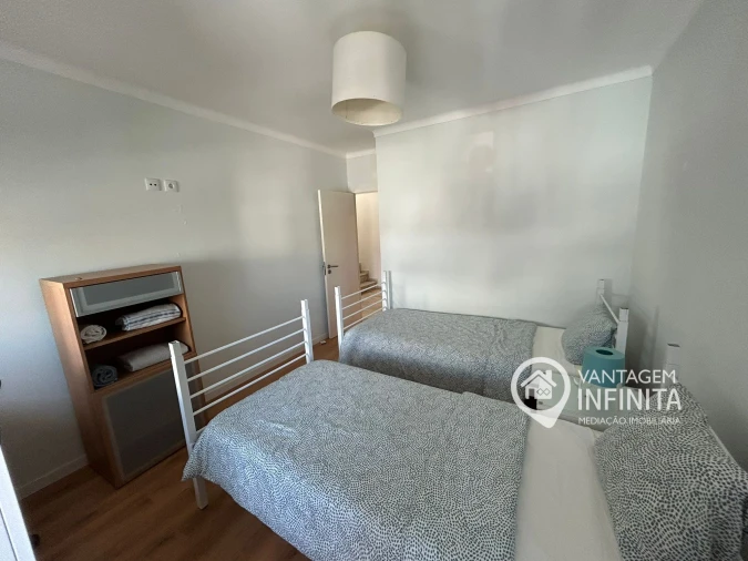 Moradia T5 para Venda em Costa da Caparica Foto 9