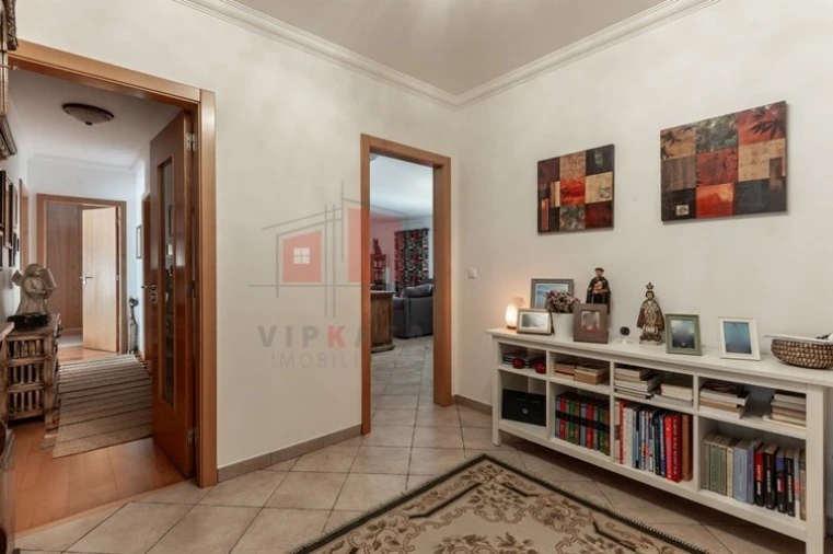 Apartamento T3 para Venda em Malveira e São Miguel de Alcainça Foto 4