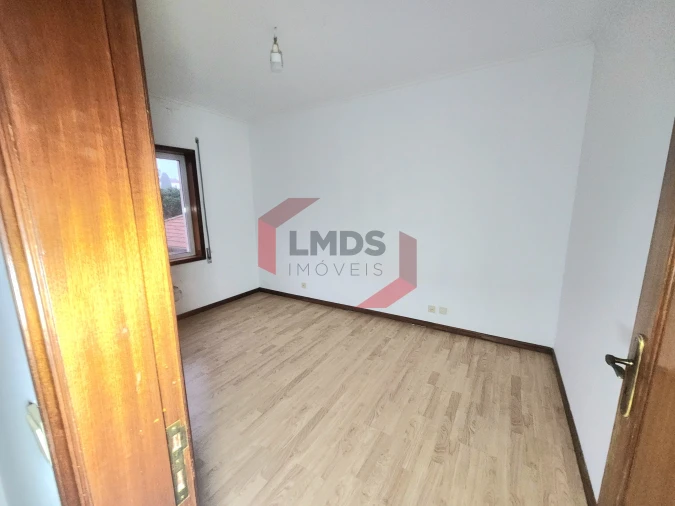 Apartamento T2 para Venda em Grijó e Sermonde Foto 16