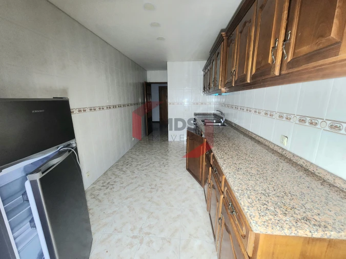 Apartamento T2 para Venda em Grijó e Sermonde Foto 5