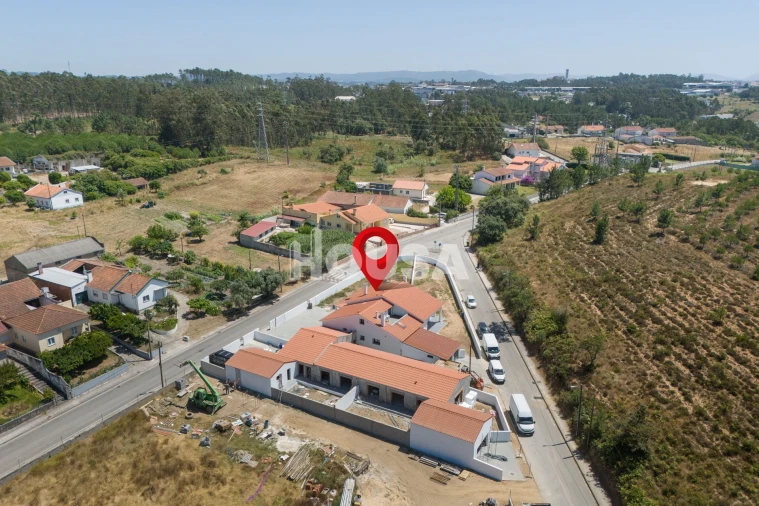 Moradia T3 para Venda em Marrazes e Barosa Foto 5