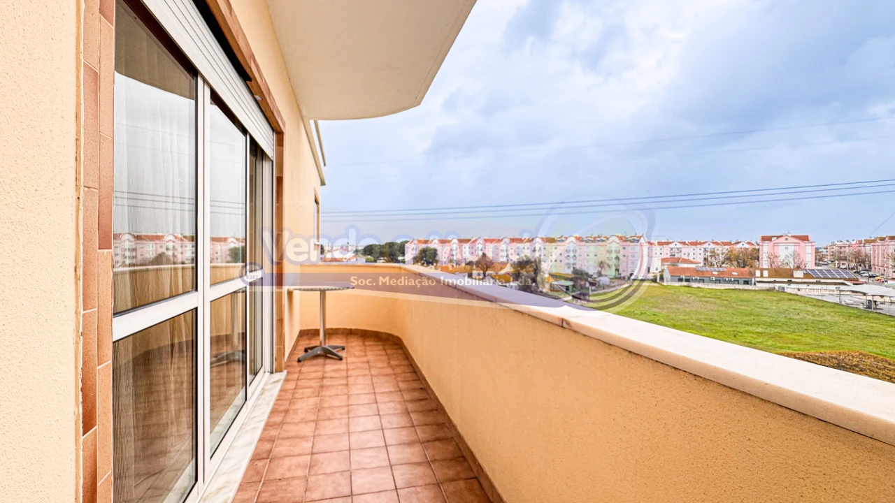Apartamento T3 para Venda em Samora Correia Foto 9